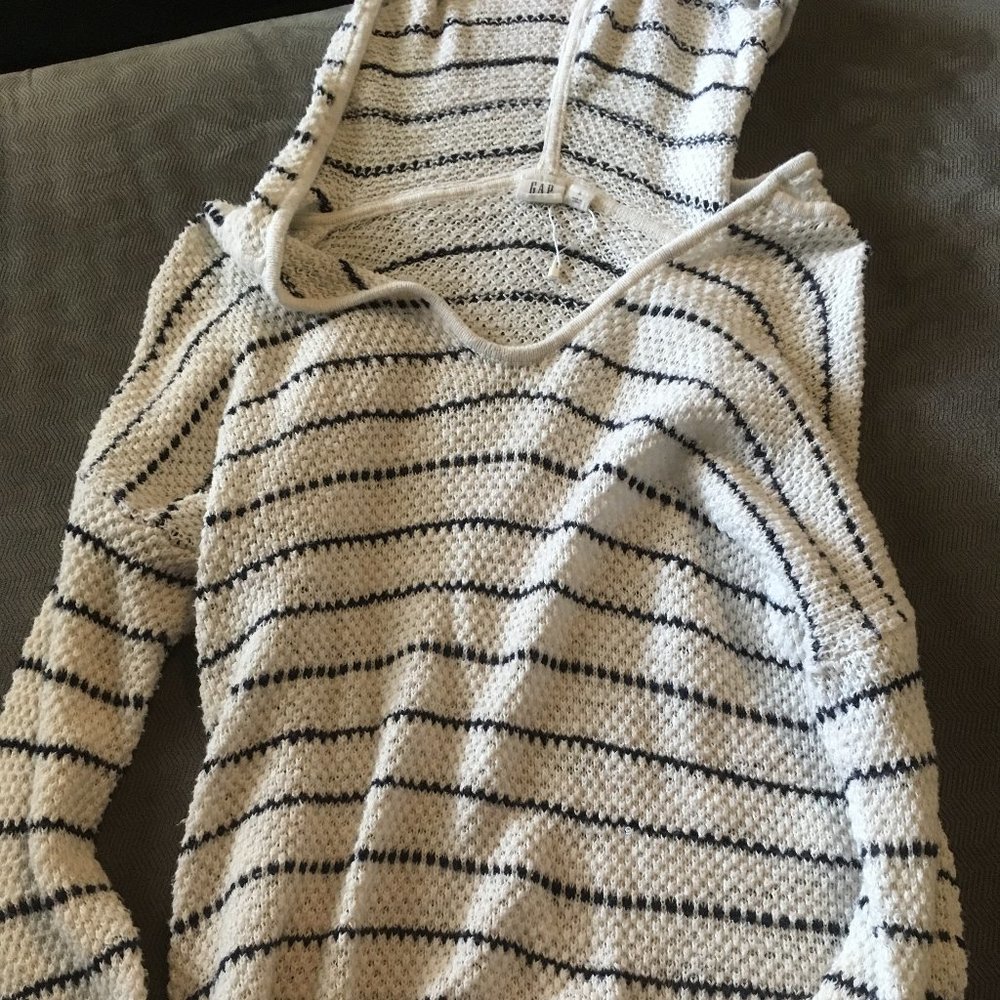 GAP Long-Sleeve Hooded Thick Shirt